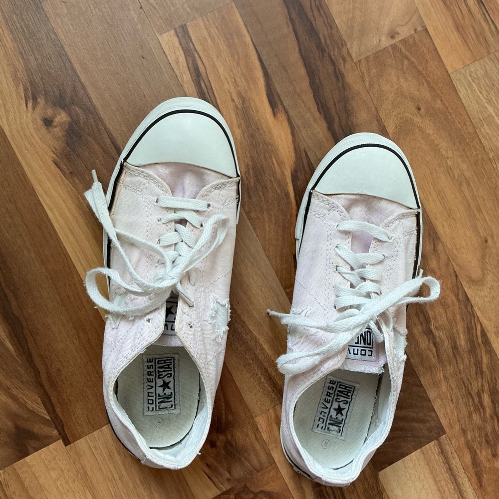 Converse Pink Canvas Sneakers Low-Top Casual